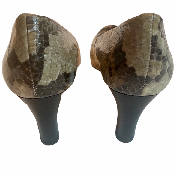 Liz Claiborne Snake Skin Classic Heels Pumps 7 1/2 - Picture 14 of 16